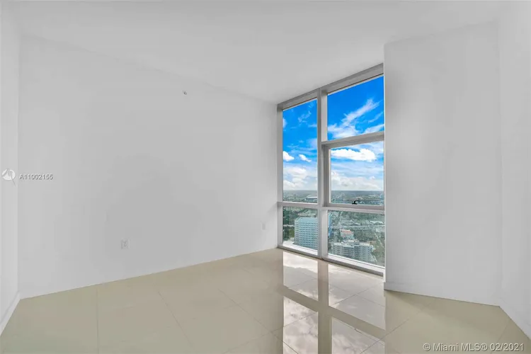 Paramount Miami Worldcenter #4012 image #31