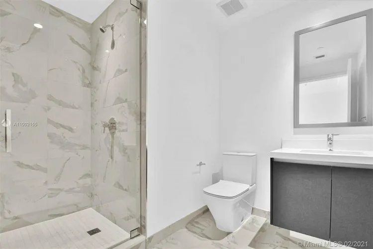 Paramount Miami Worldcenter #4012 image #32