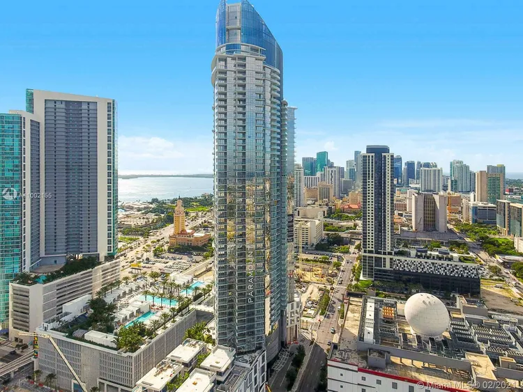 Paramount Miami Worldcenter #4012 image #40