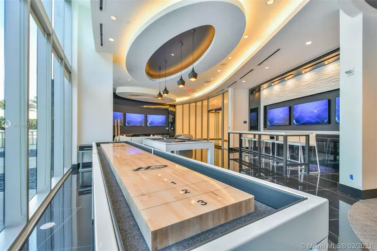 Paramount Miami Worldcenter #4012 image #48