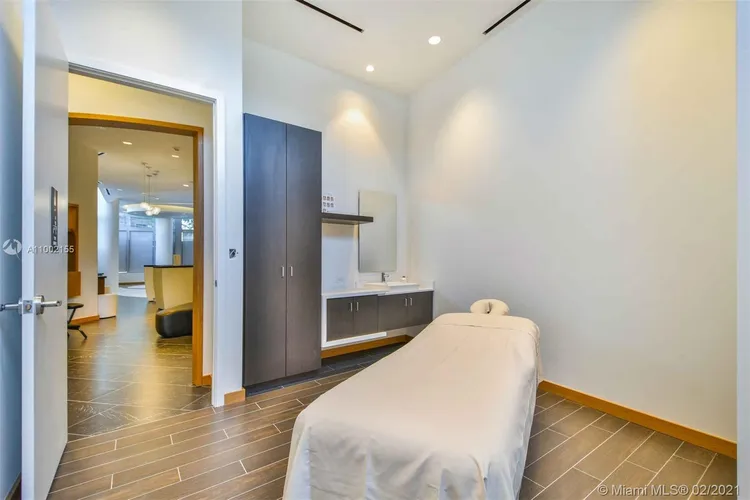 Paramount Miami Worldcenter #4012 image #50