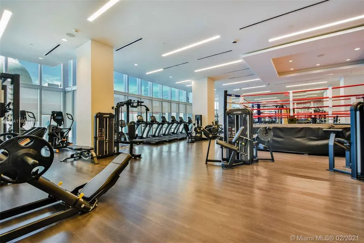 Paramount Miami Worldcenter #4012 image #54