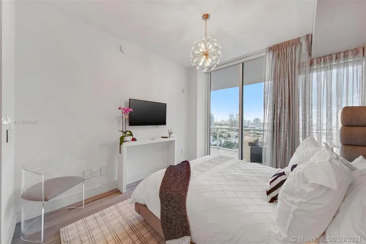 Continuum I South #2110 image #21