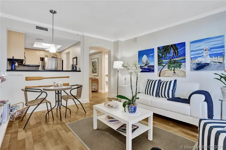 The Mutiny #1113 image #8