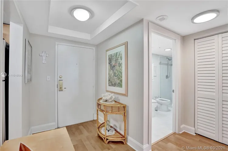 The Mutiny #1113 image #9