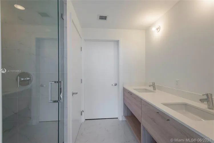 The Harbour #717 image #18