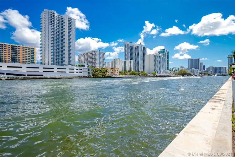 Oceanview Park #321 image #14