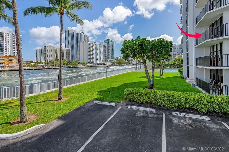 Oceanview Park #321 image #15