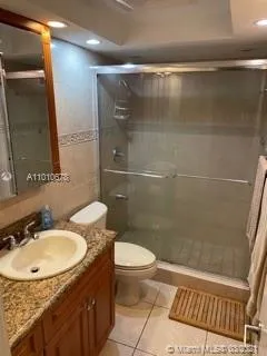 Carriage Club North #1016 image #8