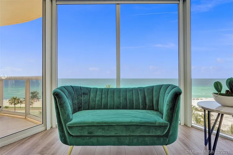 Pinnacle #803 image #15