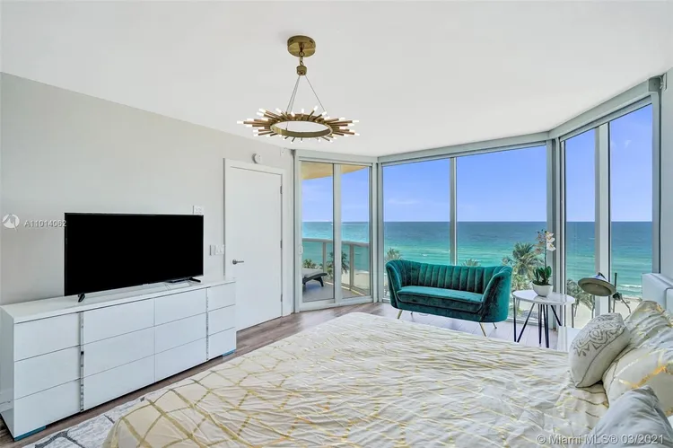 Pinnacle #803 image #16