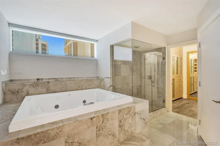 Pinnacle #803 image #18