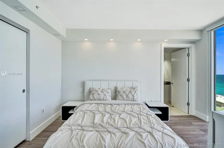 Pinnacle #803 image #22