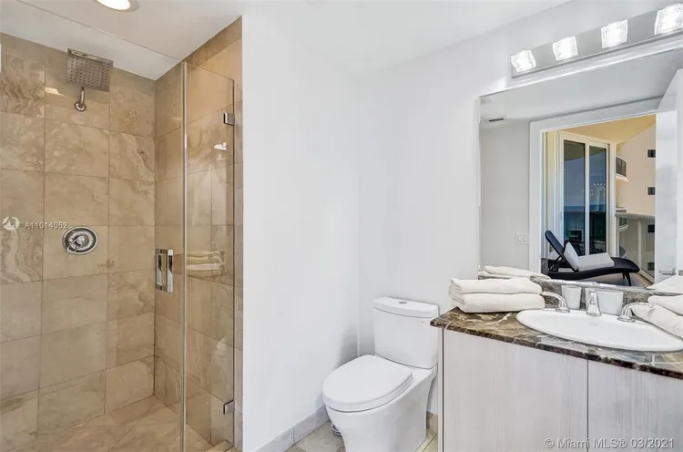 Pinnacle #803 image #25