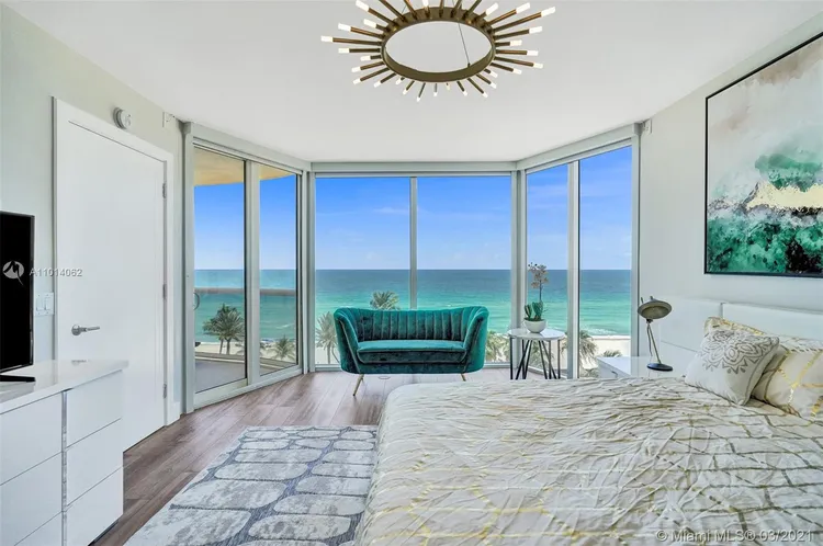 Pinnacle #803 image #26