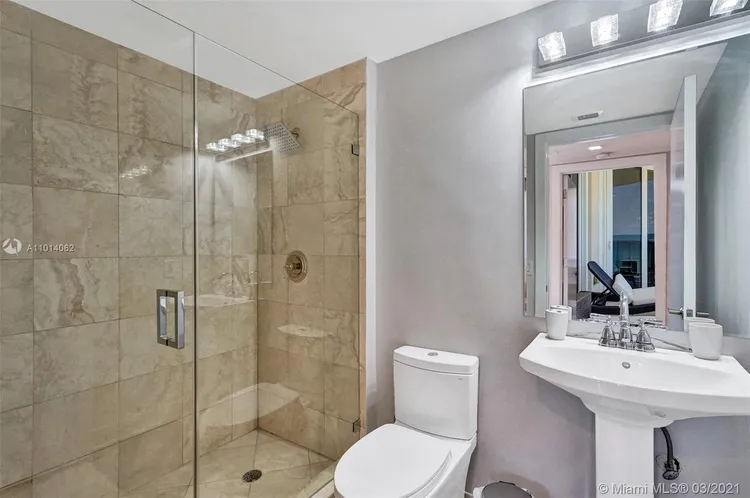 Pinnacle #803 image #30