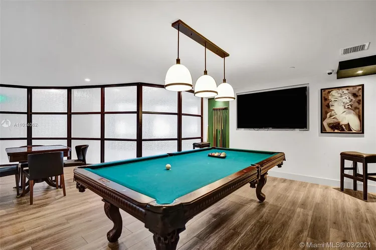 Pinnacle #803 image #38