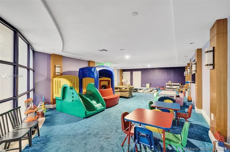 Pinnacle #803 image #39