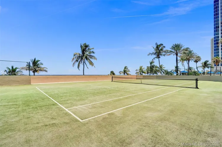 Pinnacle #803 image #41