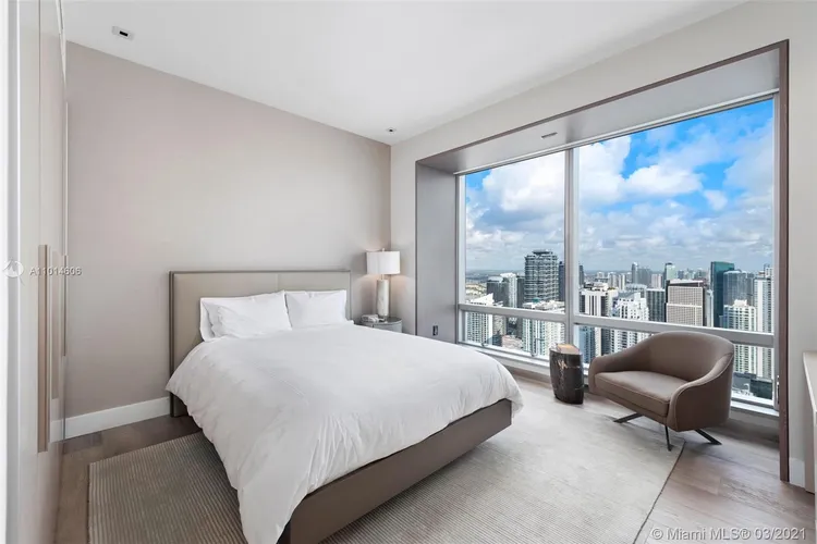 The Four Seasons Residences #59ED image #17