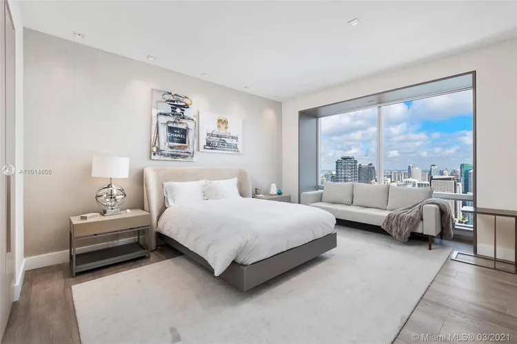 The Four Seasons Residences #59ED image #21