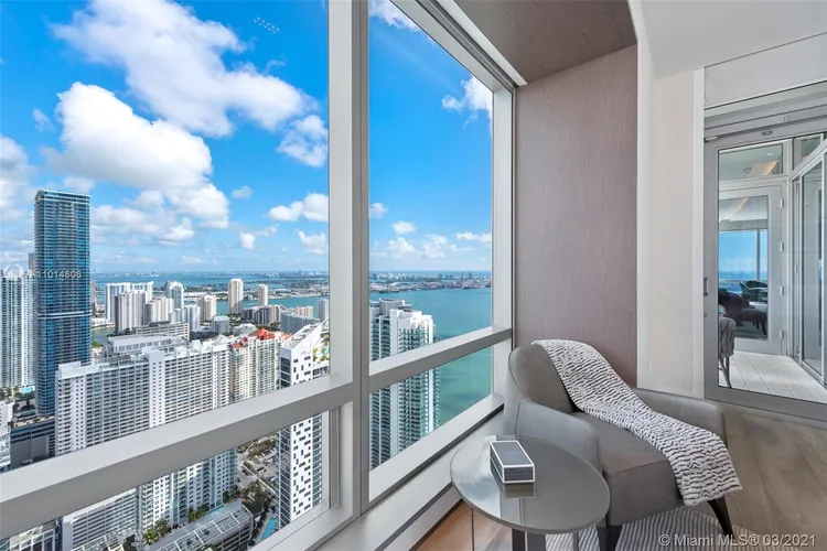 The Four Seasons Residences #59ED image #27