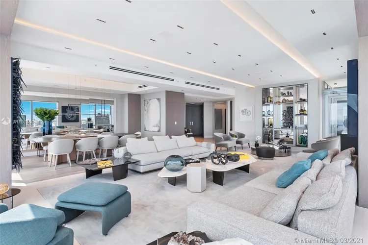 The Four Seasons Residences #59ED image #44