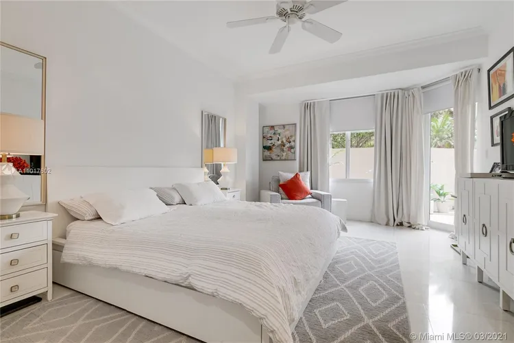 Key Colony I - Tidemark #138 image #10