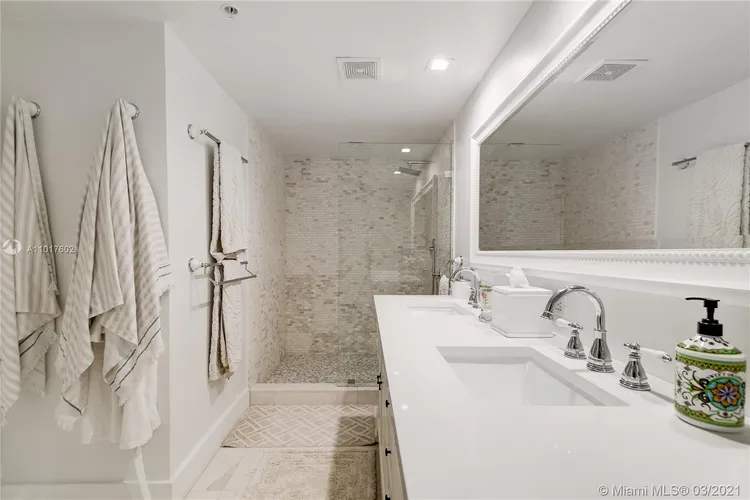 Key Colony I - Tidemark #138 image #13