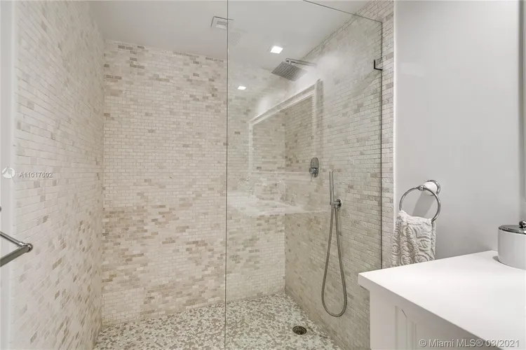 Key Colony I - Tidemark #138 image #22