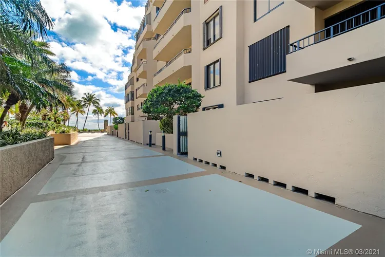 Key Colony I - Tidemark #138 image #27