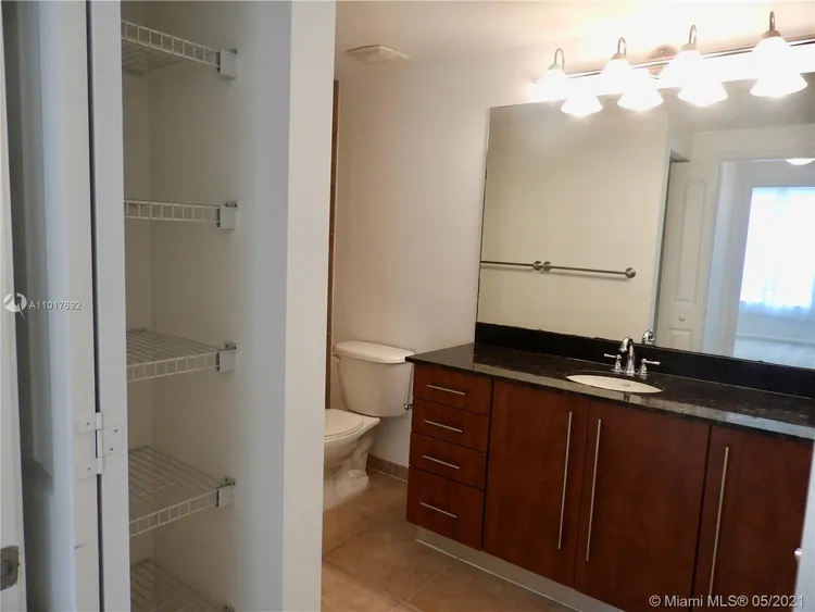 Toscano #716S image #16