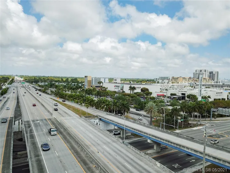 Toscano #716S image #36