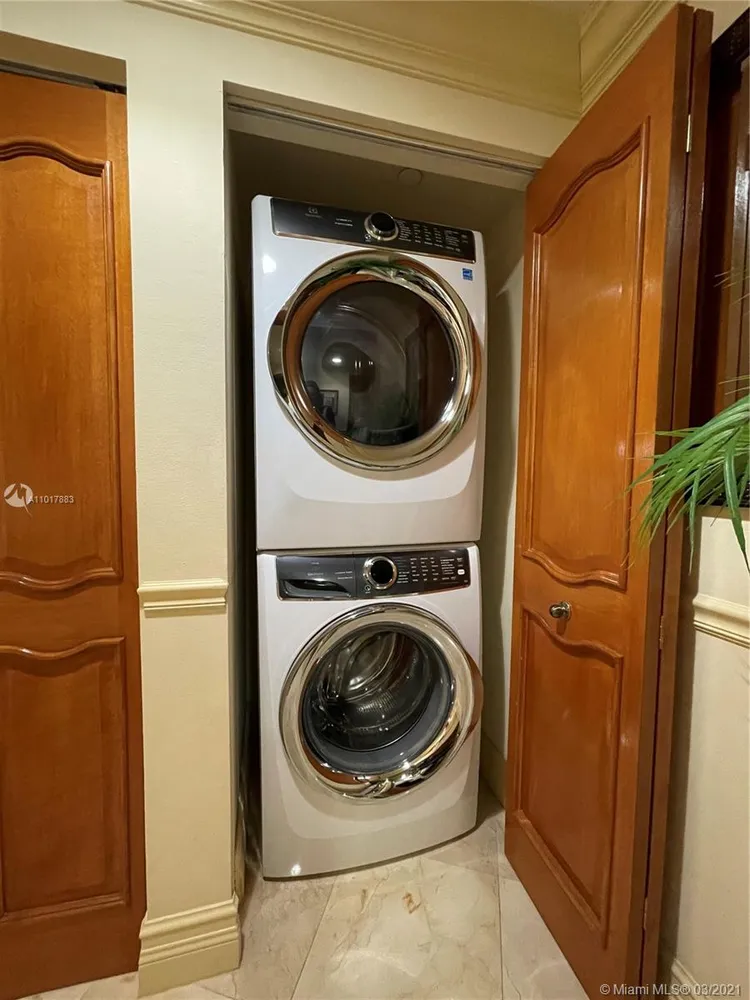 Metropolitan at Brickell #2302 image #17