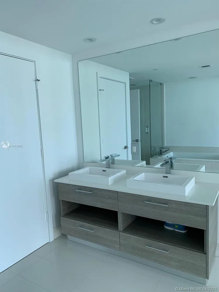 Paraiso Bay #3002 image #12