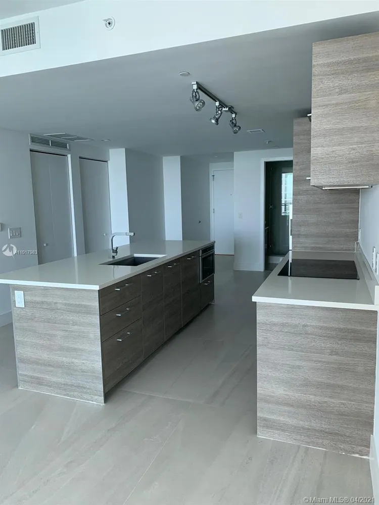 Paraiso Bay #3002 image #13