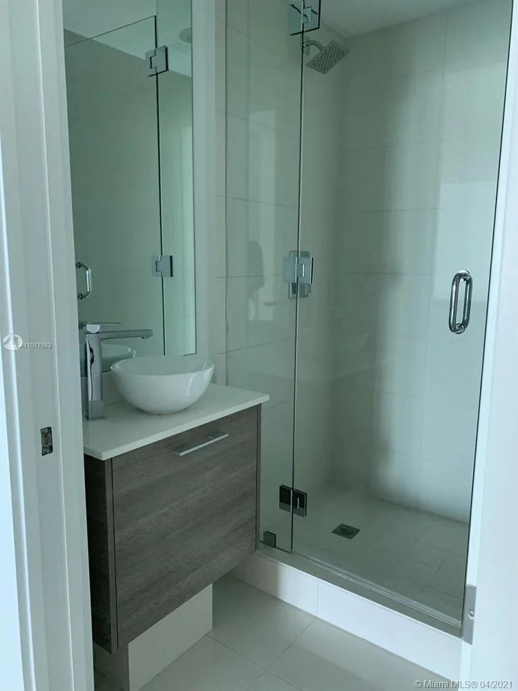 Paraiso Bay #3002 image #16