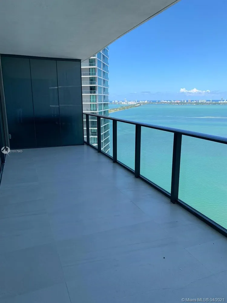 Paraiso Bay #3002 image #7