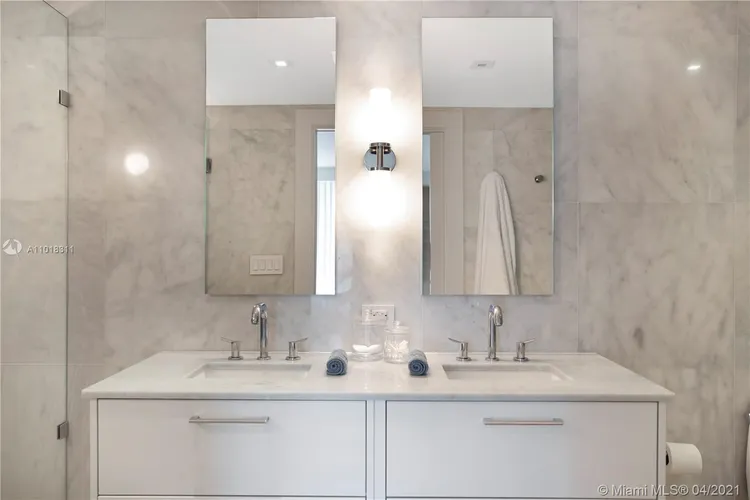 Bal Harbour 101 #1003 image #8