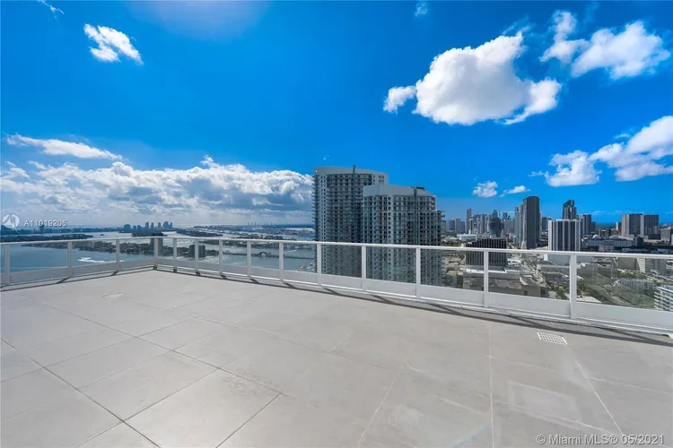 Paramount Bay #PH3807 image #22