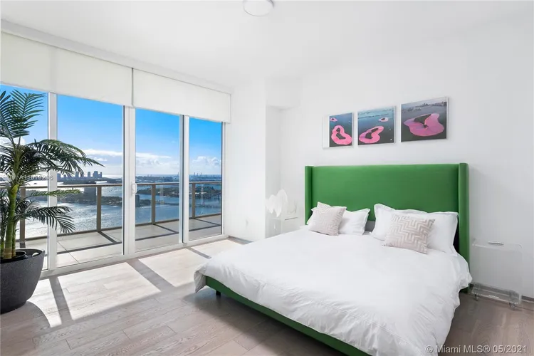 Paramount Bay #PH3807 image #41