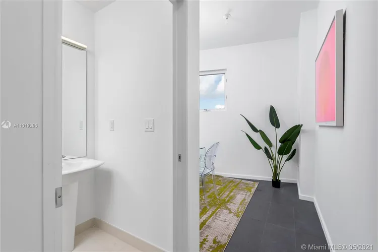 Paramount Bay #PH3807 image #45