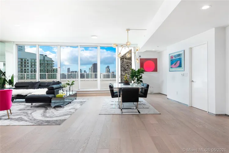 Paramount Bay #PH3807 image #48