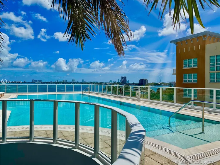 Paramount Bay #PH3807 image #53