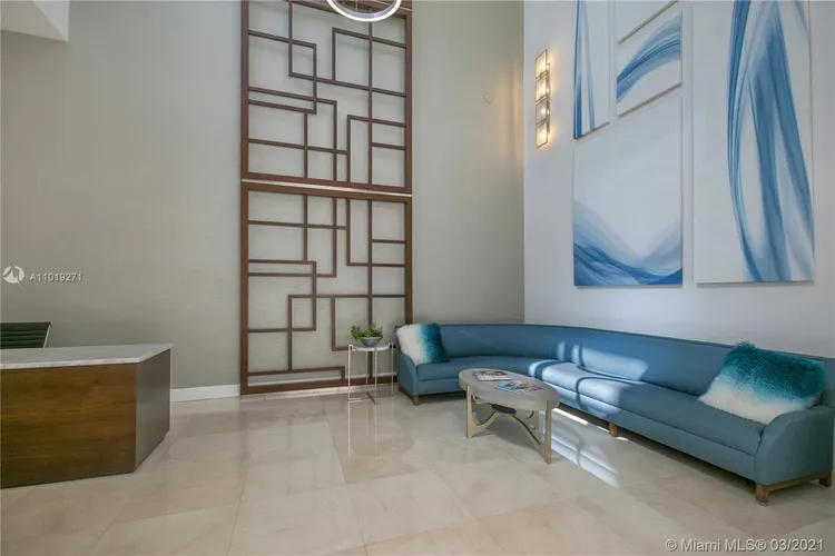 La Tour #2101 image #17