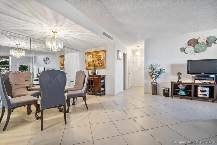 Four Winds #411 image #11