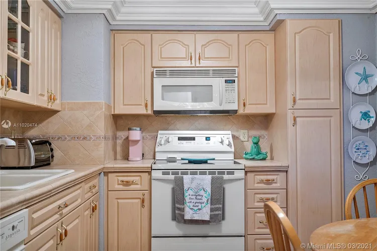 Four Winds #411 image #12