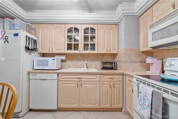 Four Winds #411 image #13