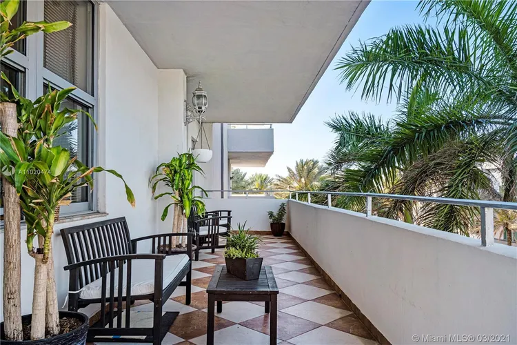 Four Winds #411 image #16