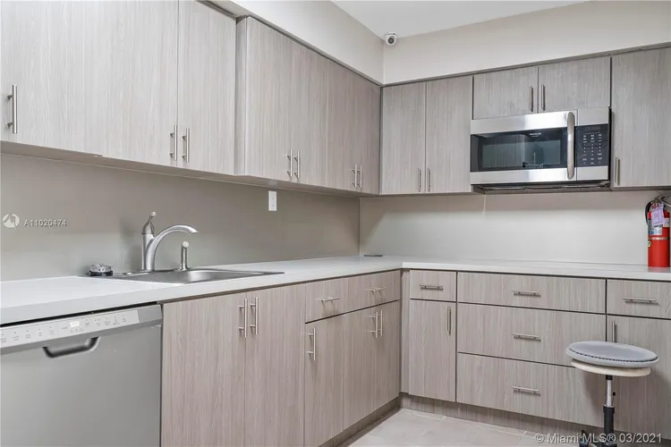 Four Winds #411 image #28